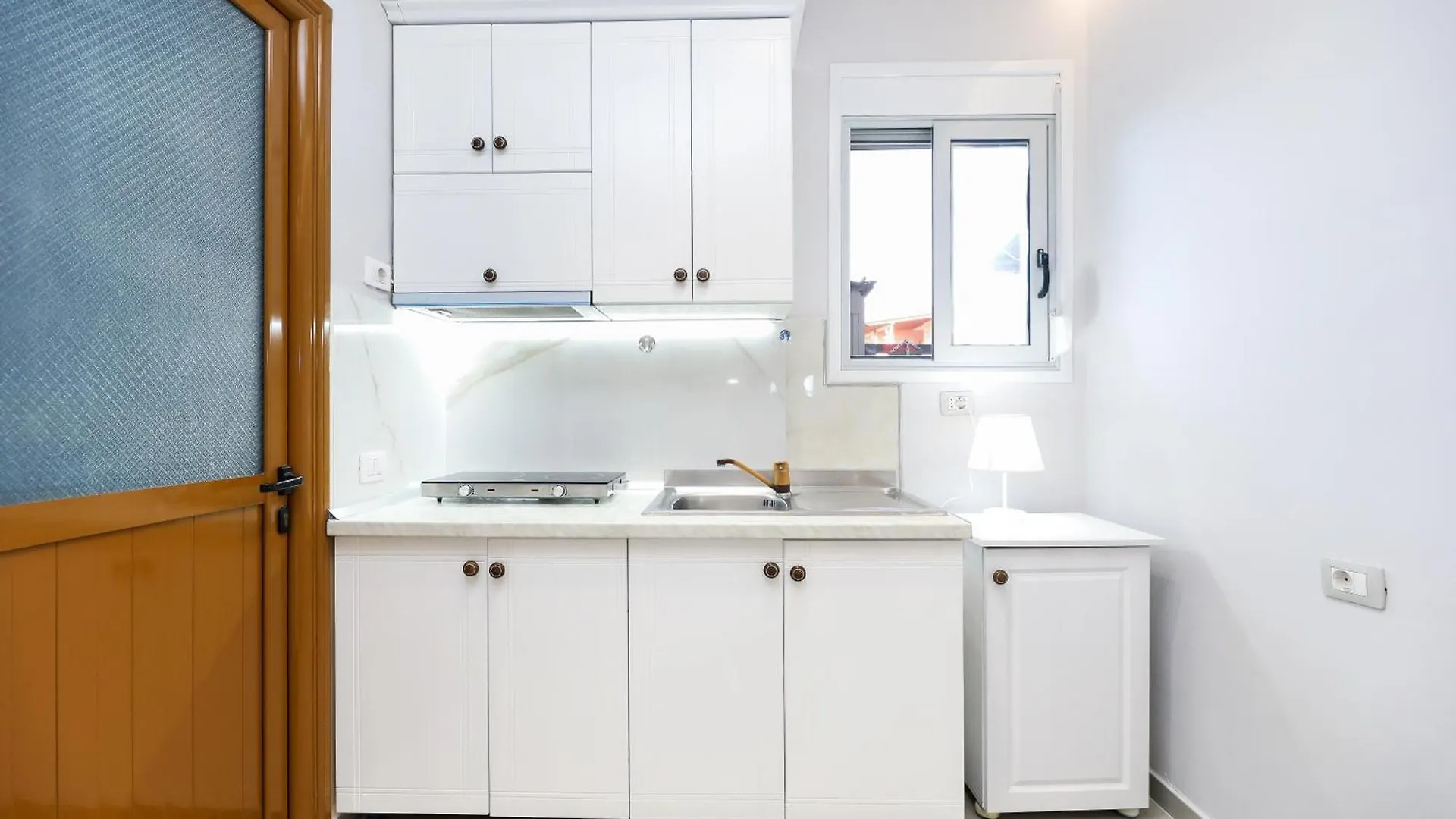 Maison d'hôtes Vila Feliz - Premium Rooms With Free Private Parking Vlorë Albanie