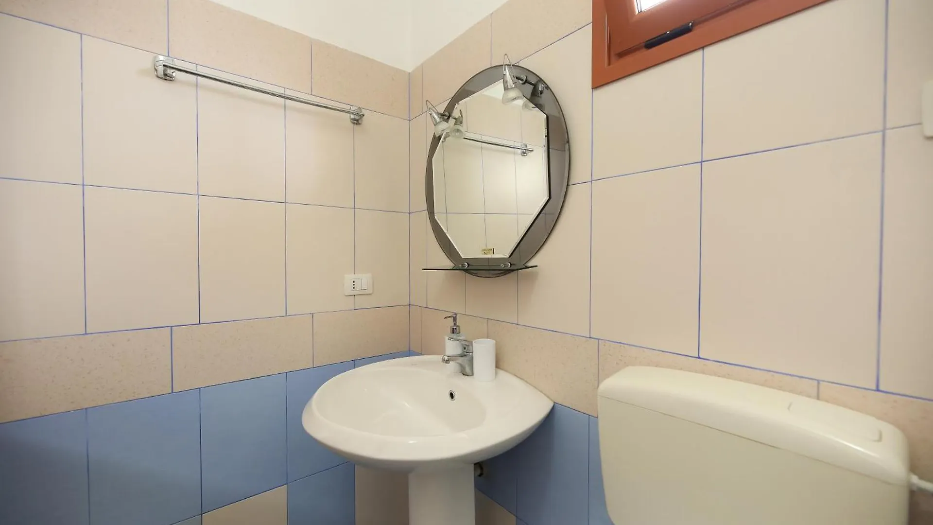 招待所 Vila Feliz - Premium Rooms With Free Private Parking Vlorë