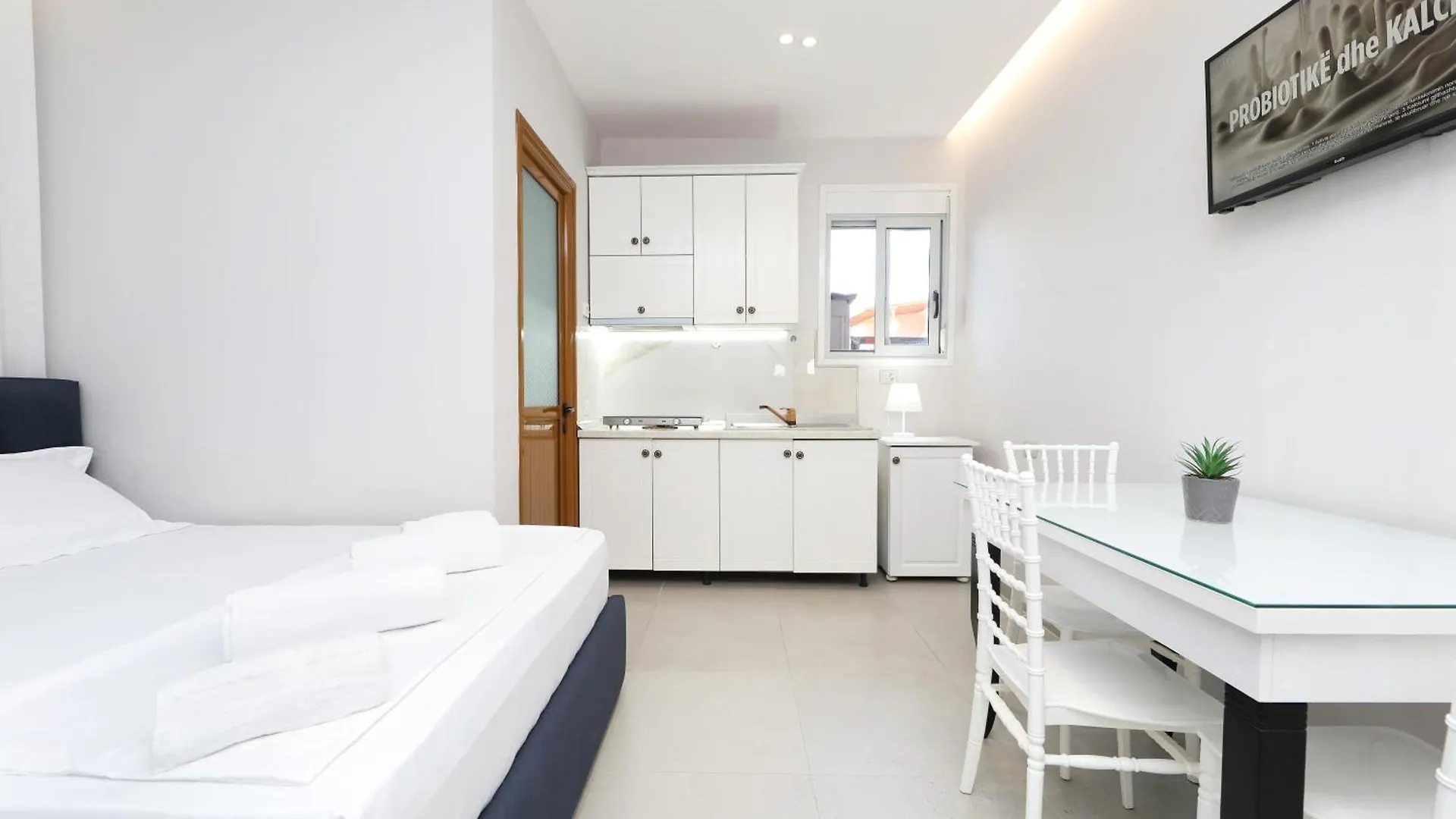 Vila Feliz - Premium Rooms With Free Private Parking Vlorë
